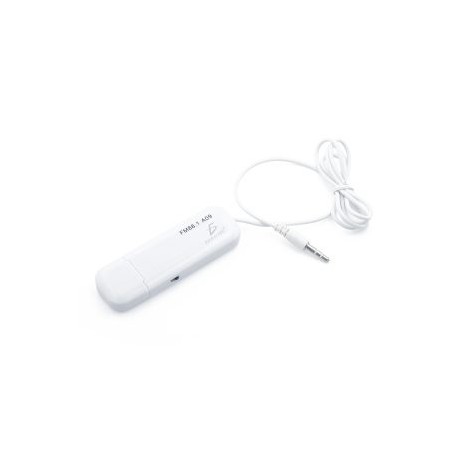 3092 – TRANSMISOR FM RECARGABLE USB